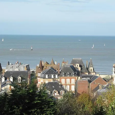 Superbe Deux Pieces Vue Avec Jardin Lägenhet