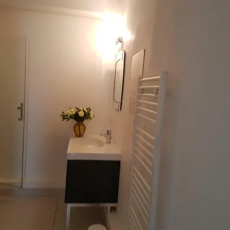 Superbe Deux Pieces Vue Avec Jardin Trouville-sur-Mer