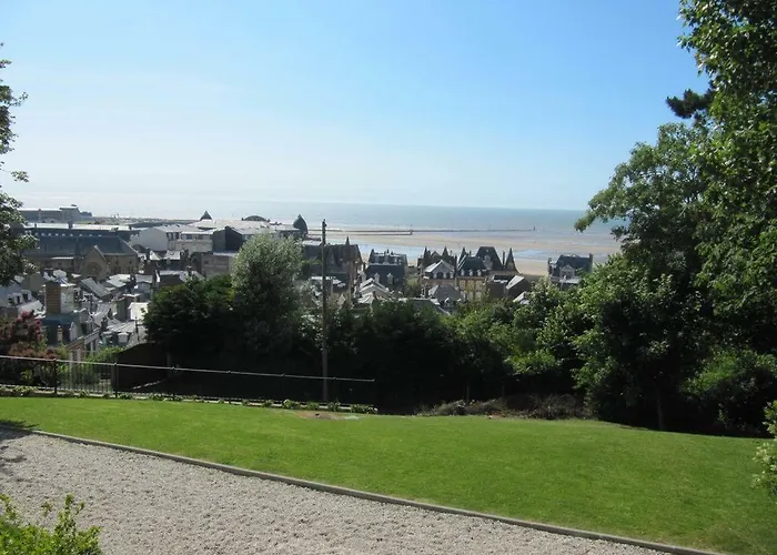 Superbe Deux Pieces Vue Avec Jardin Apartman *