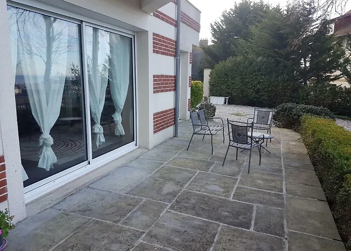 Superbe Deux Pieces Vue Avec Jardin Apartman Trouville-sur-Mer