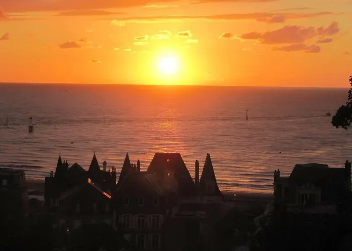 Superbe Deux Pieces Vue Avec Jardin Apartman