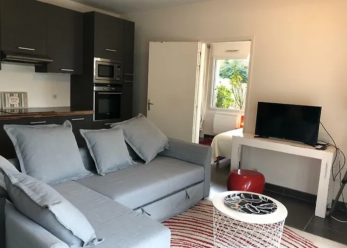 Superbe Deux Pieces Vue Avec Jardin 公寓 *